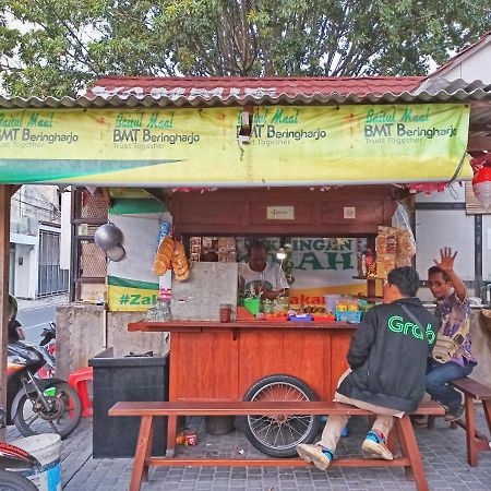 Manggolo Homestay Syariah Yogyakarta Bagian luar foto
